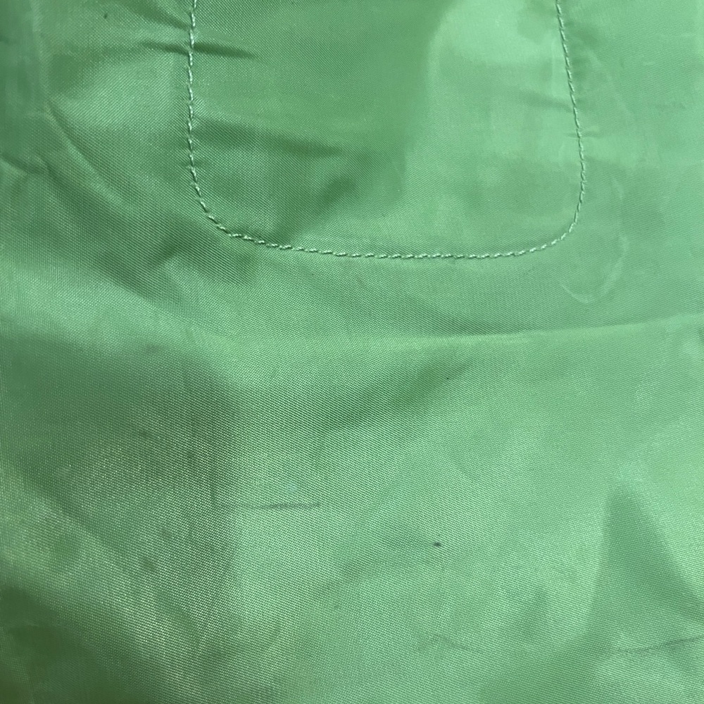 Longchamp Green Nylon Tote – Like New – Brown Leather Handles – Classic Le Pliag - Picture 7 of 14